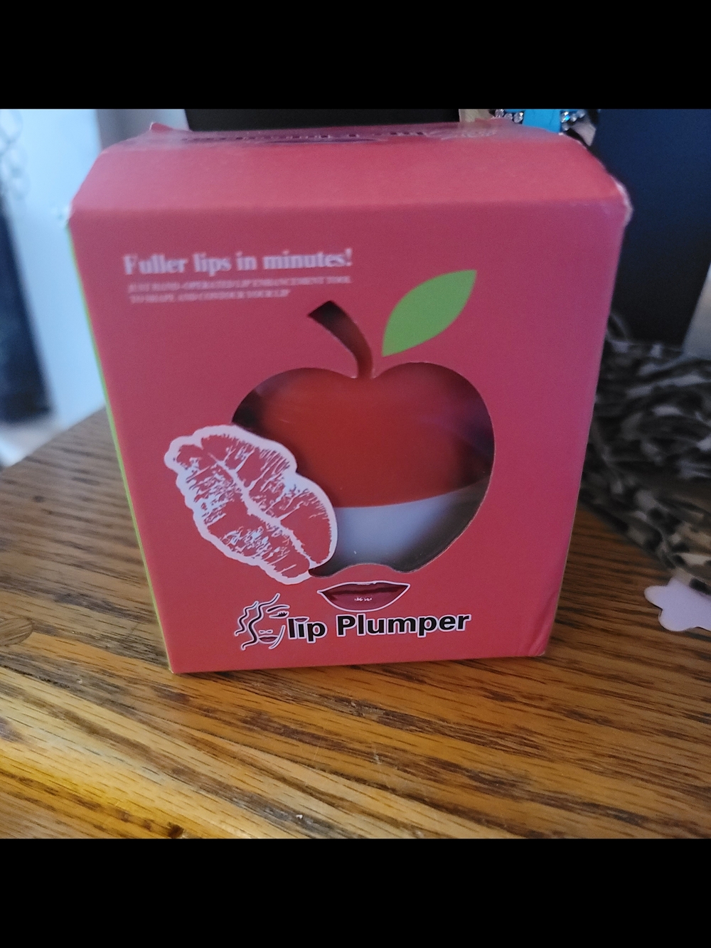 Brand New Fuller Lips In Minutes With This Apple Shaped Lip Plumper.